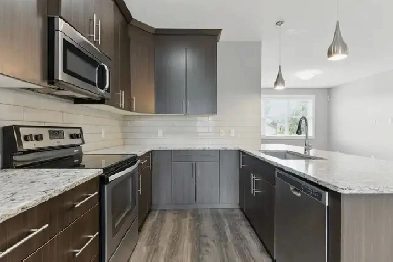 Rental Available soon Modern Spruce Grove Home Image# 3