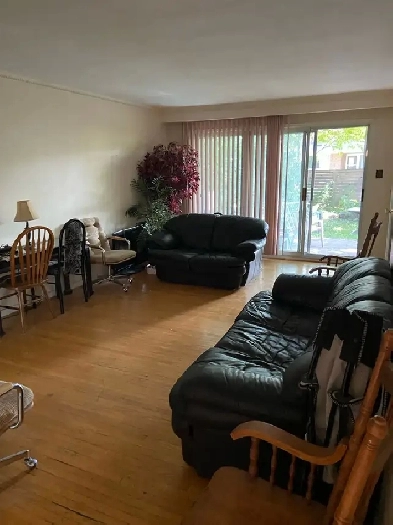 FURNISHED ROOM  AVAIL OCTOBER 1.2025 YONGE/STEELES Image# 1