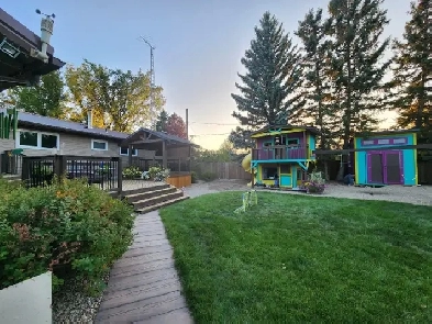 Beautiful home with impressive large yard in Grenfell Image# 1