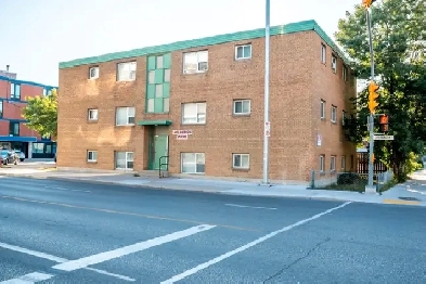 1 Bedroom-Sherbrook St. Image# 1