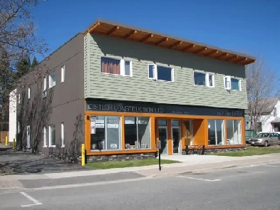 2 Bedroom Apartment in Downtown Parry Sound Image# 1