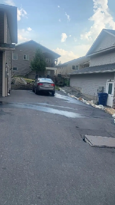 $1750 ground level    40% utilities 2 bed 1 bath and 1 kitchen Image# 1