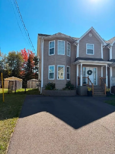 4 Bed 2.5 Bath with Finished Basement & Fenced Yard in Dieppe Image# 15
