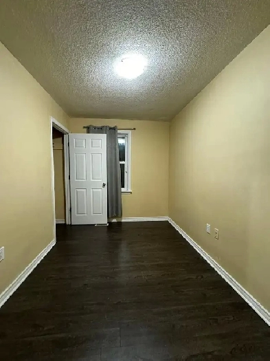 SHARING ROOMS AVAILABLE FOR BOYS ,MISSISSUAGA Image# 1