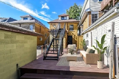 Stunning One Bedroom Main Floor Unit Image# 1