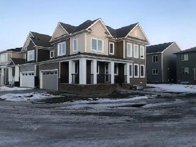 4 beds, 2 Garage, Full Detached House Rent Lease, NE Calgary Image# 1