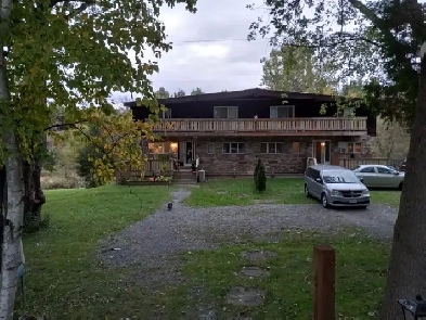 Large 1 Bdrm w/ Balcony! 15 min North of Kingston Available NOW! Image# 1