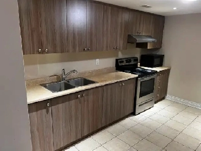 1 Bedroom basement for rent near Chinguacousy & Bonnie Braes Image# 1