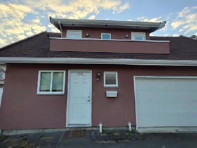 Laneway House for Rent Image# 5