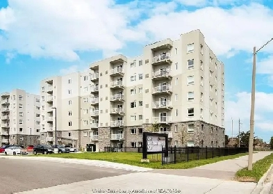 RARE EAST WINDSOR CONDO Image# 10
