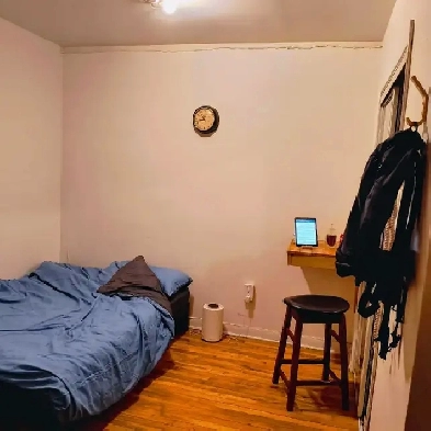 avail for oct 1. non smoking. 400mbps wifi! ,  close to metro. Image# 1