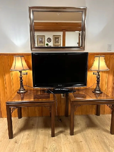 One Bedroom spacious after renovation in above ground basement Image# 1