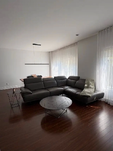 4 1/2  moderne à louer - Saint-hubert Image# 1