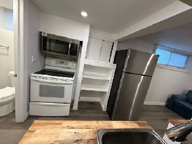 basement apartment fo rent one year term , bachelor Image# 1