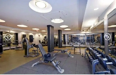 Beautiful 2 bed 2 bath condo for lease - 60 Absolute Ave Image# 1