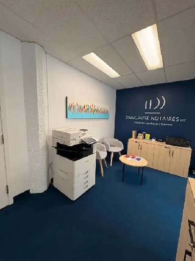 LOCAL COMMERCIAL À LOUER – DISPONIBLE DÈS LE 1ER DÉCEMBRE Image# 1