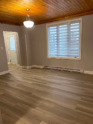 Cozy 2 bedroom home close to downtown area Image# 1