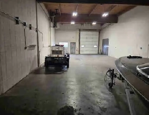 Shop for rent. Image# 1