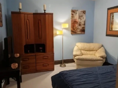 Clean & Cozy Room For Rent - Available IMMEDIATELY Image# 9