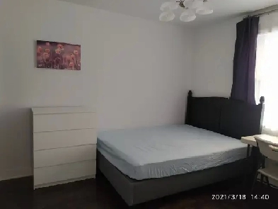 Big room for rent , Close metro Monk , All included Image# 1
