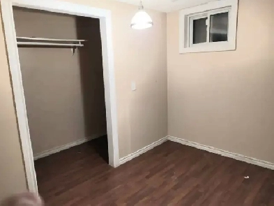 Rooms in ANCASTER for Female Student &Working Professional Image# 1
