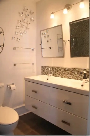 2 bedroom apartment in Sandy Hill near downtown Byward Market Image# 1