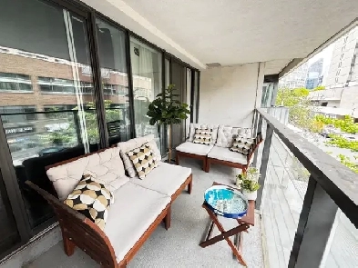 FULLY FURNISHED $2,975
TORONTO | DOWNTOWN | SHORT TERM FULLY FU Image# 1