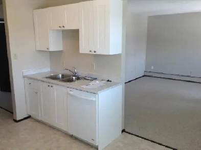 Sask 2 bedroom available Nov 1st Image# 2