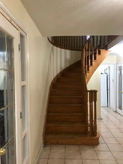 Master bedroom for Rent Image# 1