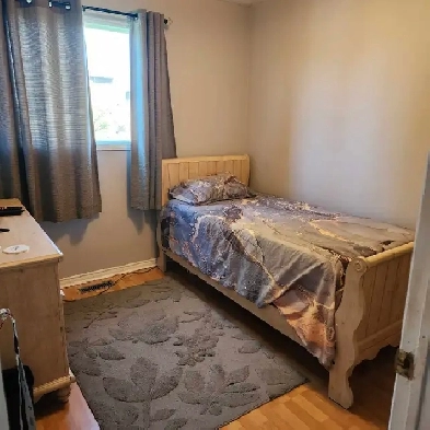 Pickering furnished Room for rent Image# 1