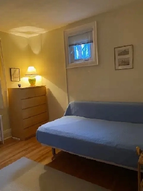 SPADINA&ST.CLAIR, BRIGHT FURNISHED ROOM ,OCTOBER 1st ! Image# 1