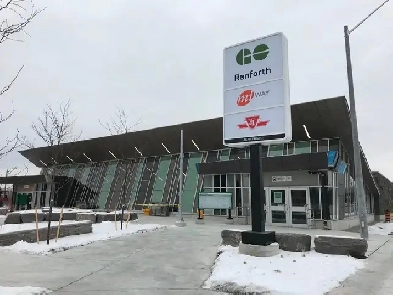 Window Office Team Room (3-5 People) w/ free parking - $1599 Image# 1