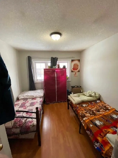 Shared room for boy in Mississauga Image# 1