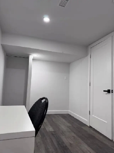 One bedroom available north york Image# 1