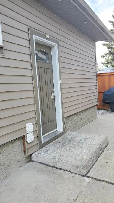 2 bedroom Basement for rent Image# 1