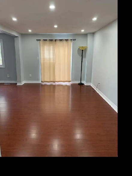 Detached House Upper Level only for Rent-3bed 2.5 Bath Brampton Image# 1