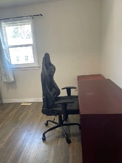 Room for rent Image# 3
