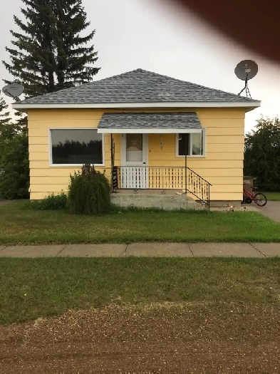 2 bedroom house St. Louis Image# 1
