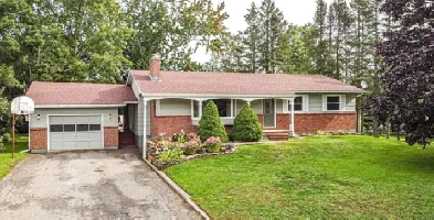 103 Heritage Ave: 3 bed / 1 bath apartment, New Maryland Image# 11