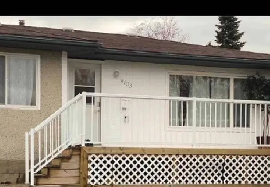 3beds 1 bath  bungalow for rent. funished, utilities included Image# 1