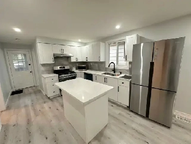 HAMILTON 3 BEDROOM UPSTAIRS UNIT FOR RENT $2300 Image# 1