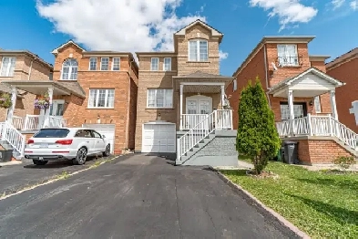 3 Bedroom,  2.5 washroom detached house for rent Image# 9