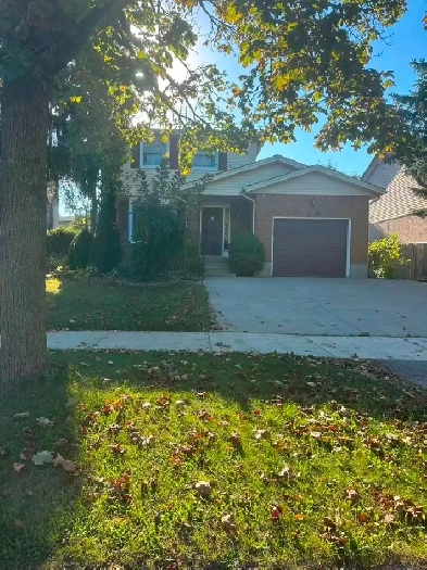 The beautiful house is very conveniently located. Image# 6