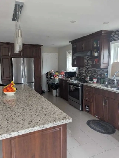 Accomodations for 1 girl Image# 3