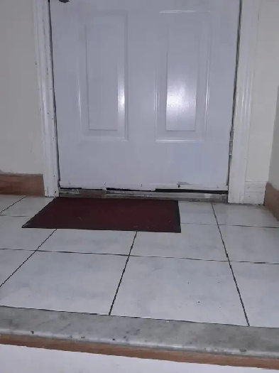 SHARING ROOM FOR RENT - MALTON – FEMALE STUDENTS AND WORK PERMIT Image# 10