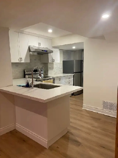 $1800 Spacious & Modern New1 Bdrm Basement Suite - Headon Forest Image# 9