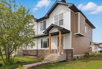 Multiple Rooms Available - All Utilities Included Image# 1