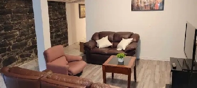 Fully furnished room / chambre meublee (Metro guy Concordia) Image# 4