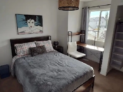 ✨ Furnished Rooms for Rent in New Brighton - utilities included Image# 1