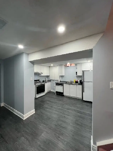 2 BEDROOM - 1 BATHROOM | LEGAL BASEMENT – BRAMPTON Image# 1